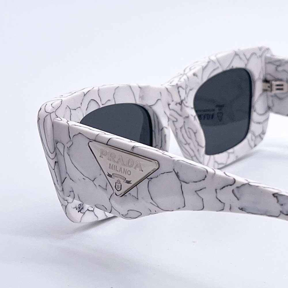 NEW PRADA CAT EYE SUNGLASSES SPR 13Z 17D5S0 PRADA PR13ZS NEW PR 13ZS WHITE - Picture 9 of 15